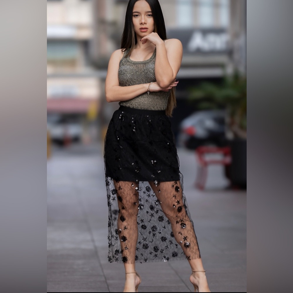 Source Unknown Black Floral High-Low Skirt